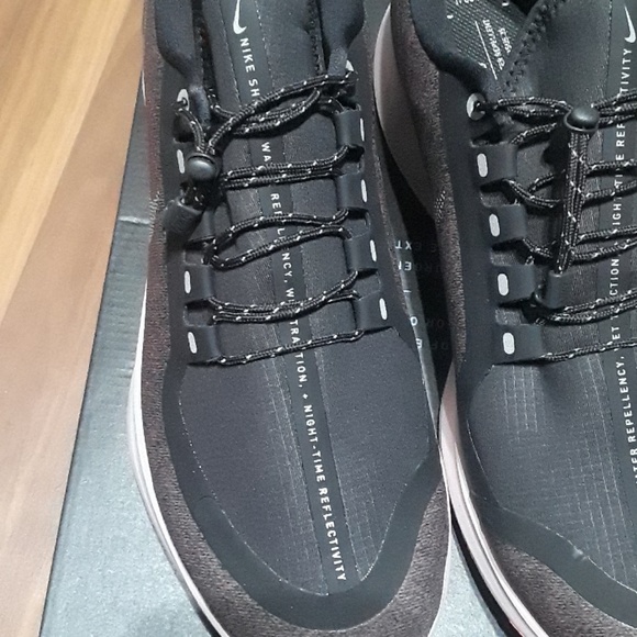 nike night time reflectivity